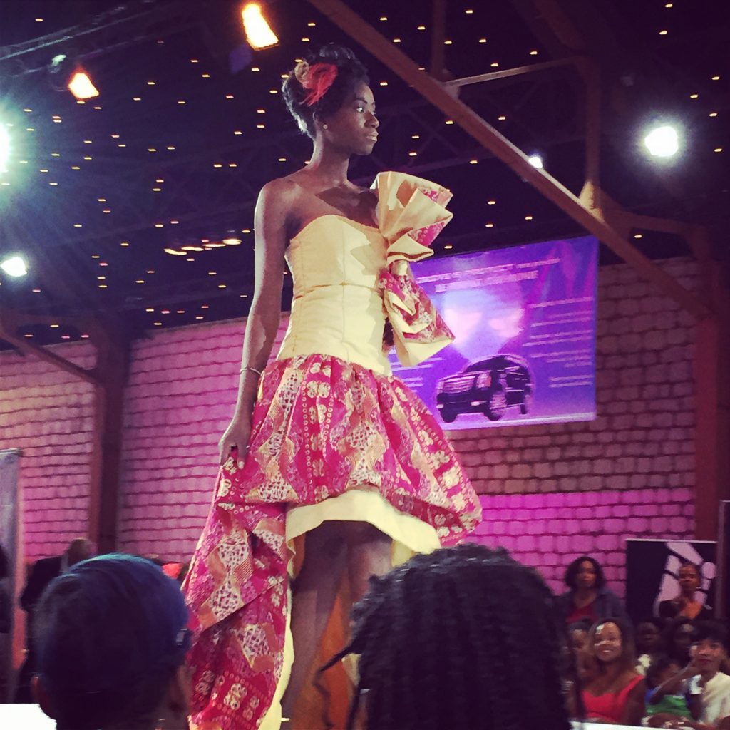 défilé2 - Afro Wedding Party - nappy pretty girl