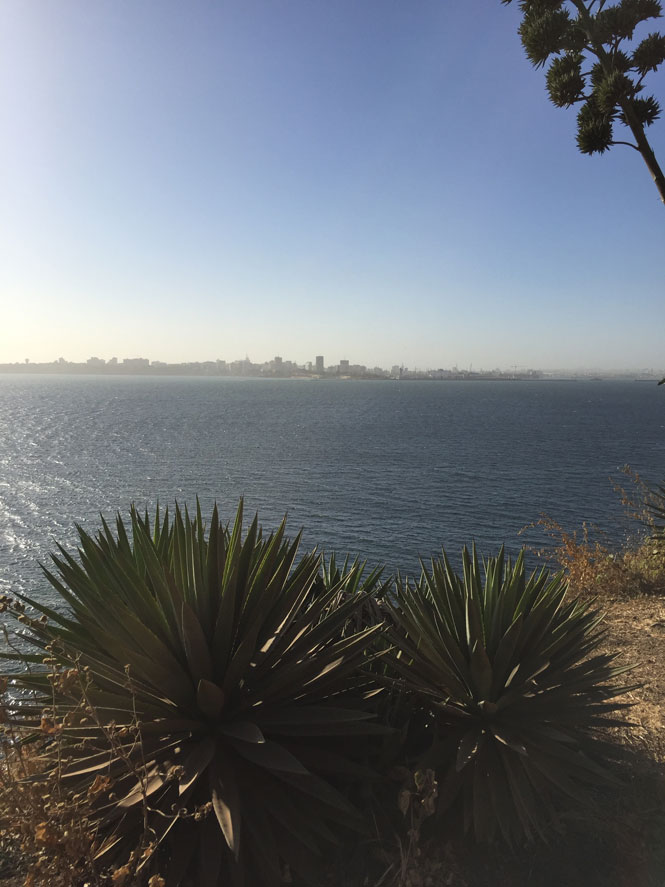 gorée-castel-nappy-pretty-girl