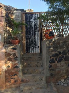 gorée-porte-nappy-pretty-girl