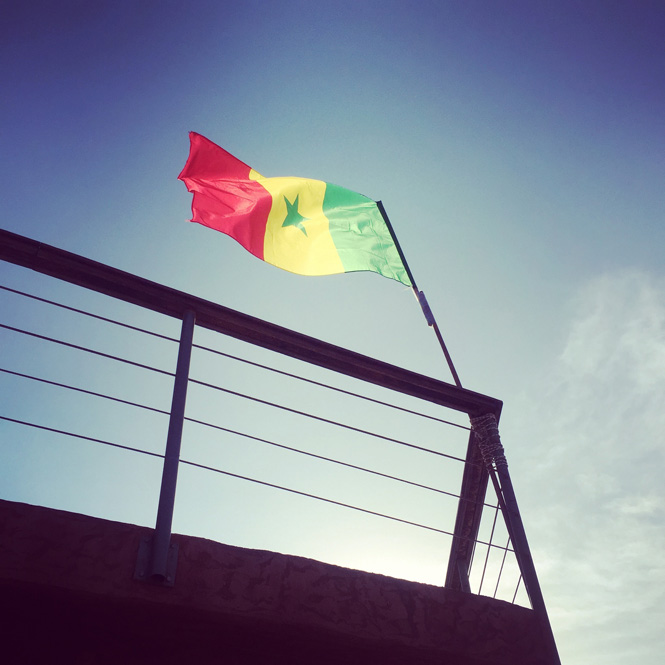 somone drapeau Sénégal nappy pretty girl